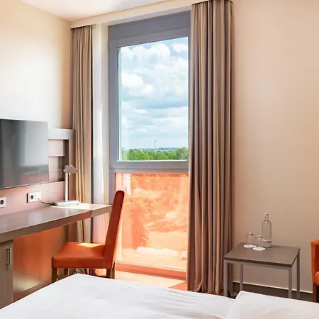 Intercityhotel Berlin Airport Area North Hotel 4*