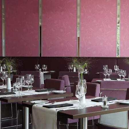 Отель Intercityhotel Berlin Airport Area North 4*