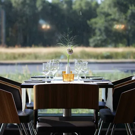 Intercityhotel Berlin Airport Area North Hotel 4*
