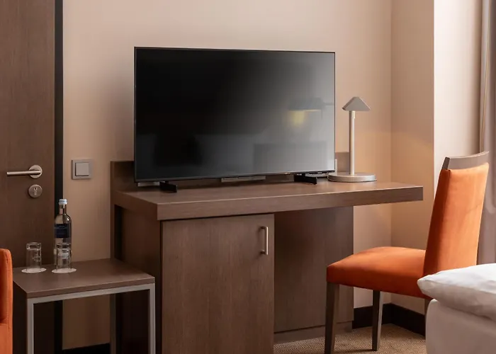 Intercityhotel Berlin Airport Area North Hotel 4*