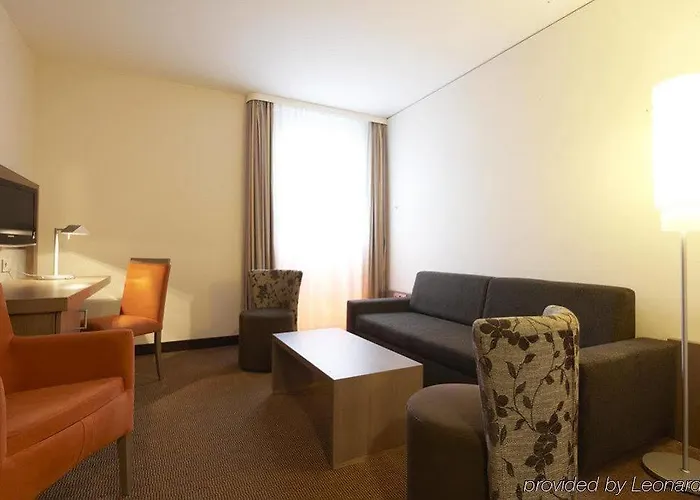 Intercityhotel Berlin Airport Area North Hotel 4*