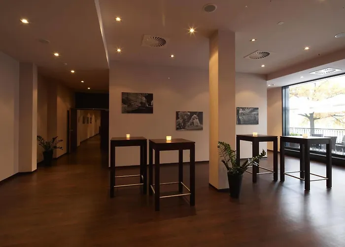 Intercityhotel Berlin Airport Area North 4*